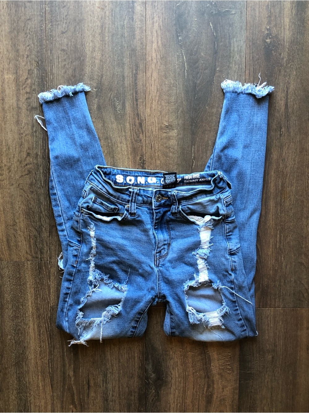 S.O.N.G. High-Rise Distressed Women's Jeans in Blue